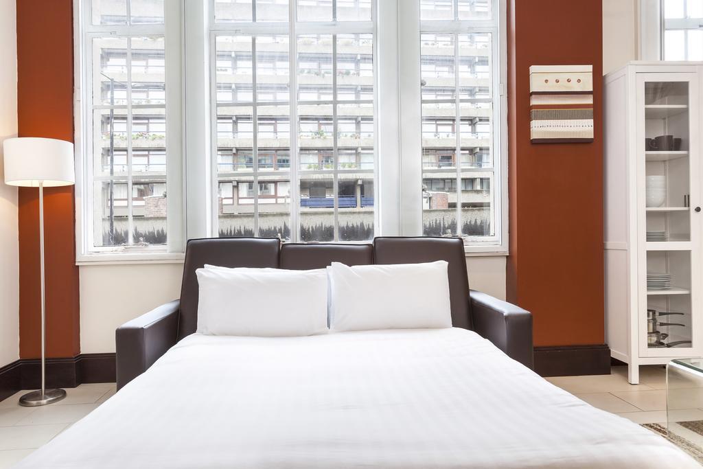 Club Living - Barbican Apartments Londres Extérieur photo