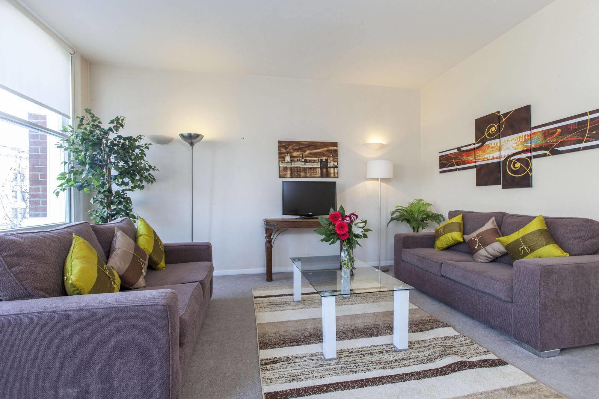 Club Living - Barbican Apartments Londres Extérieur photo